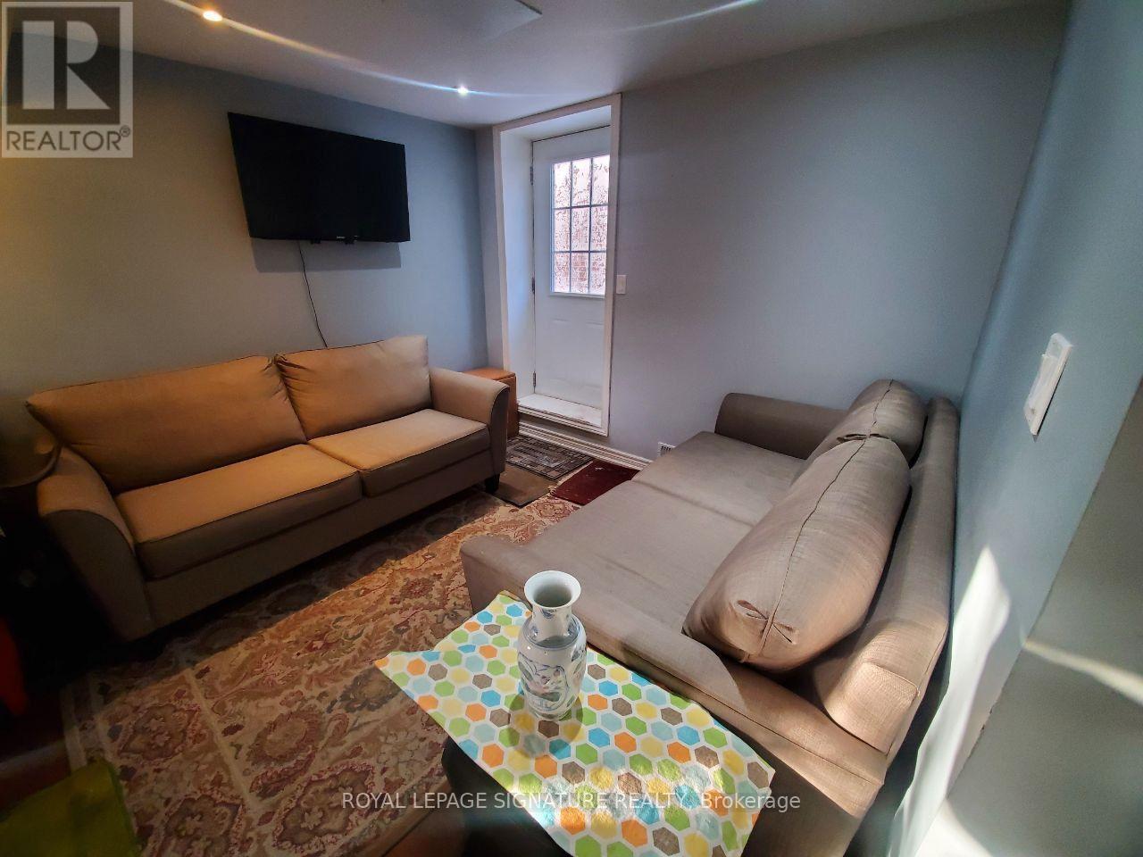 6303 Plowmans Heath, Mississauga, Ontario  L5N 3W1 - Photo 12 - W13880878