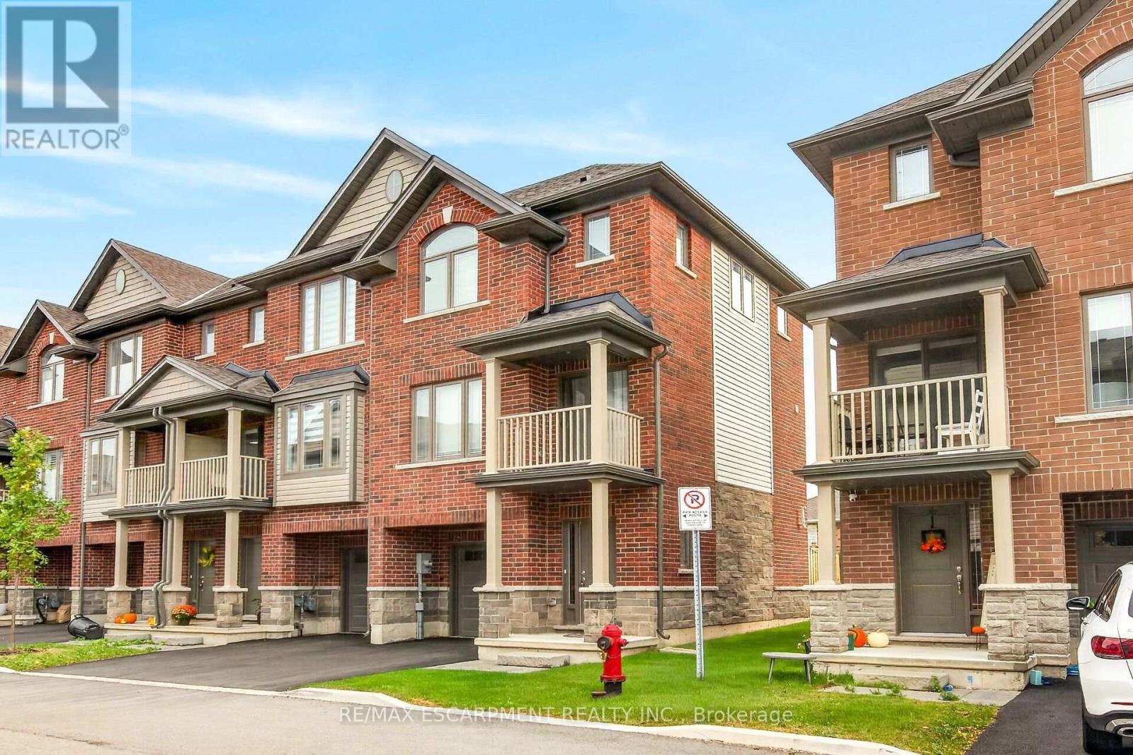 51 - 19 PICARDY DRIVE, Hamilton, Ontario