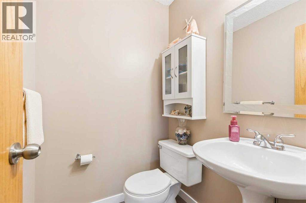 172 Harvest Gold Heights NE, Calgary, Alberta  T3K 4H2 - Photo 15 - A2351176