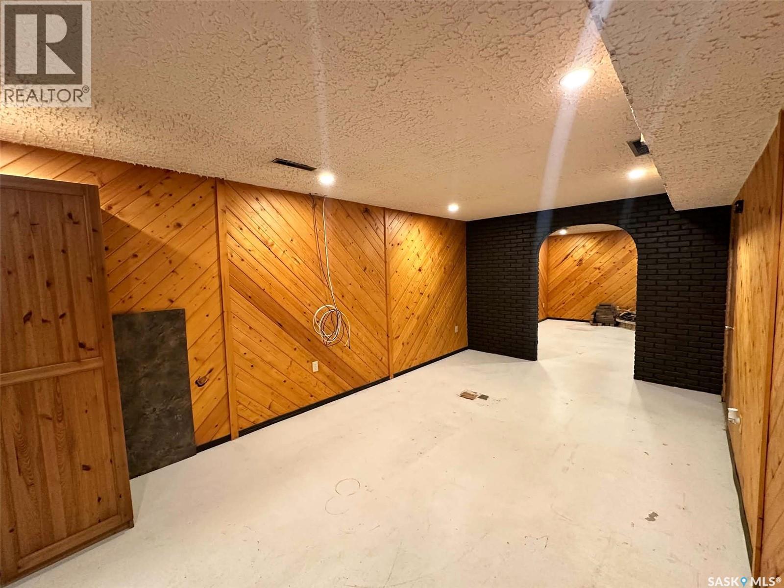 2145 37th Street W, Saskatoon, Saskatchewan  S7L 4E6 - Photo 33 - SK050777