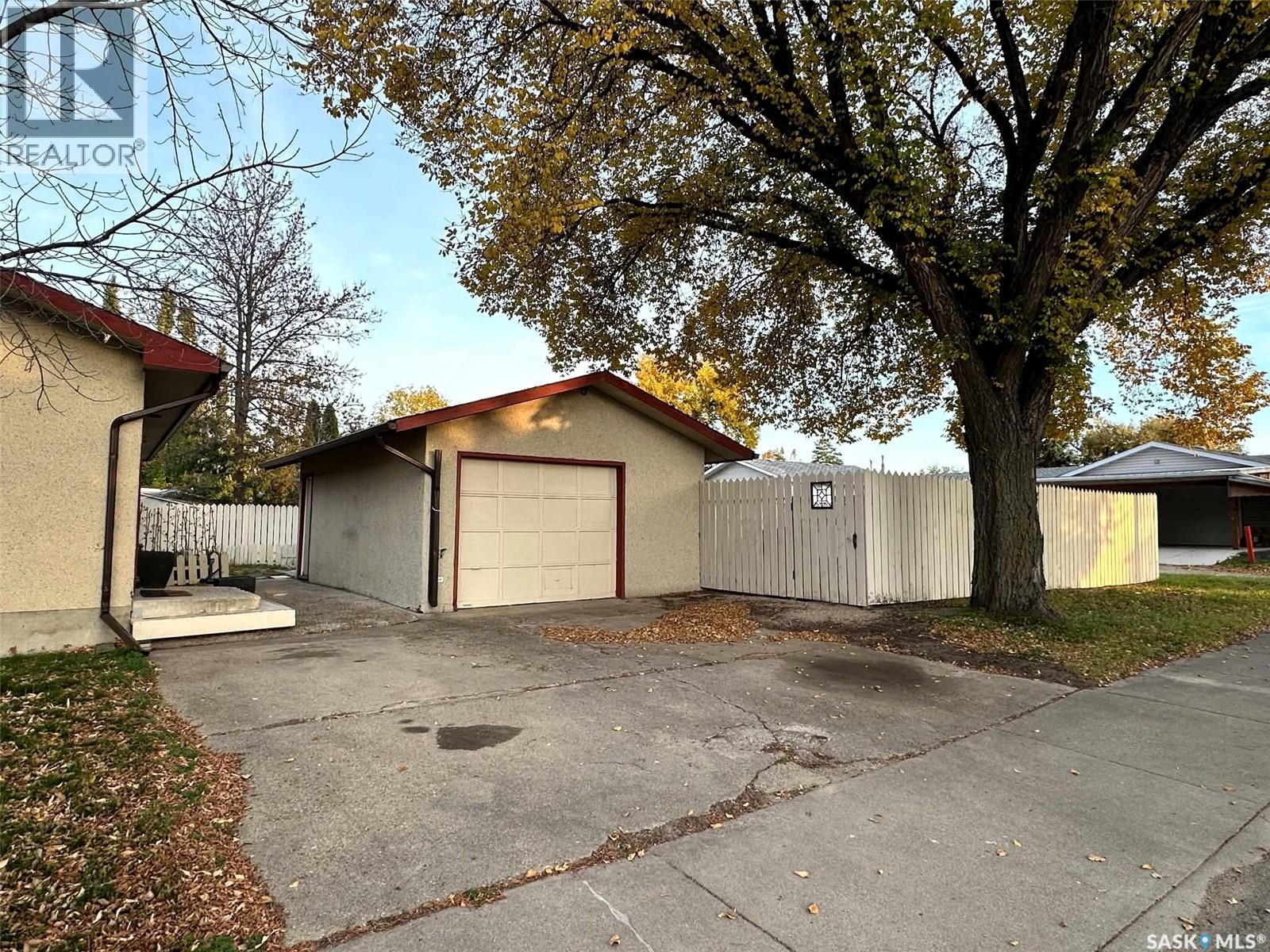 2145 37th Street W, Saskatoon, Saskatchewan  S7L 4E6 - Photo 70 - SK050777