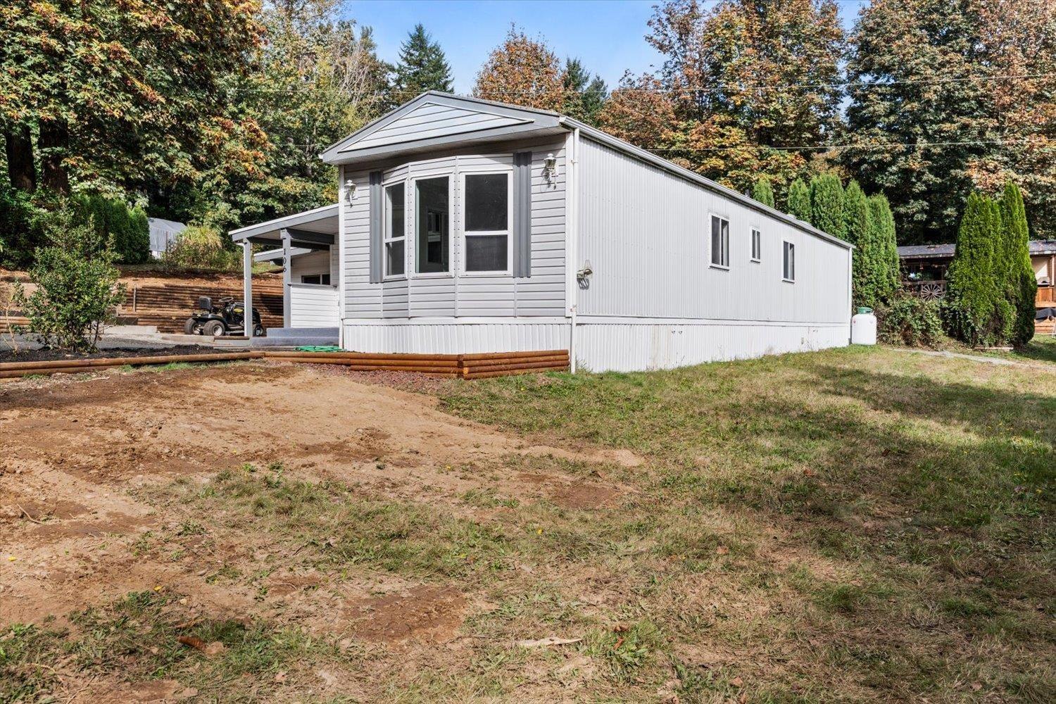 106 43201 LOUGHEED HIGHWAY