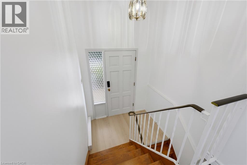 427 Lawrence Avenue, Kitchener, Ontario  N2M 1Y7 - Photo 10 - 40870026