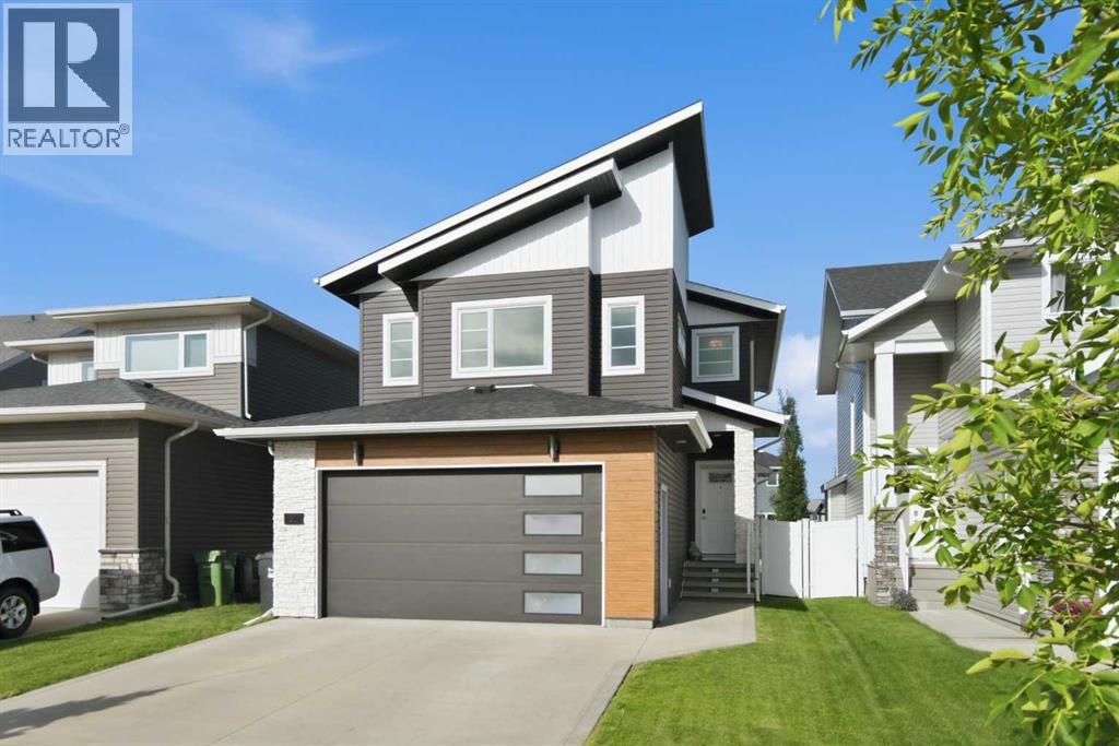 61 Lindman Avenue, red deer, Alberta