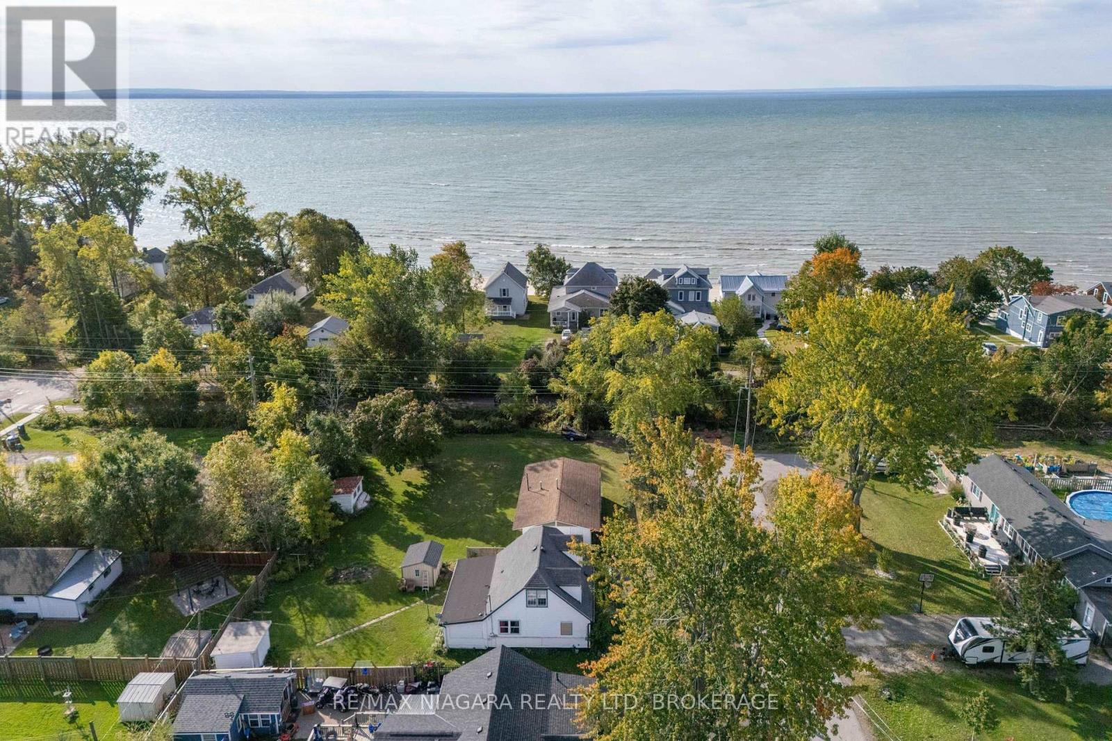 344 Fairview Road, Fort Erie, Ontario  L2A 4R8 - Photo 2 - X13881344