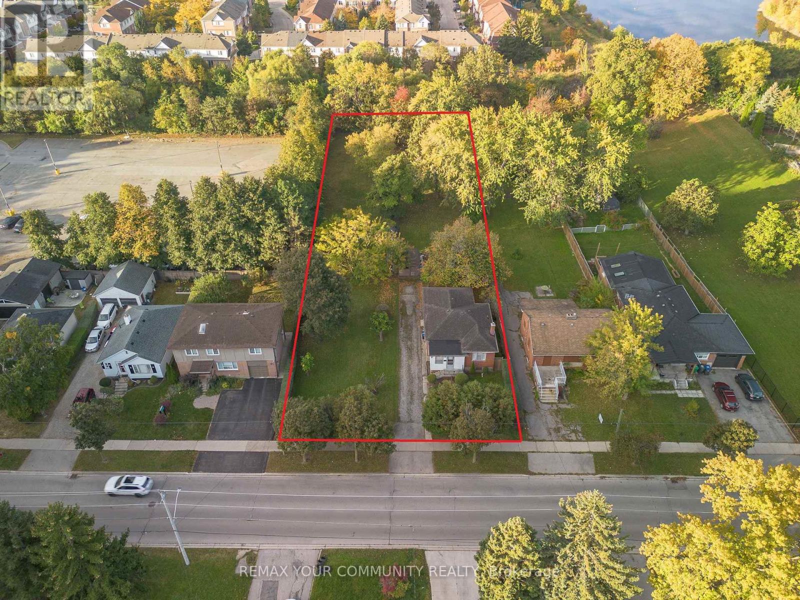 3052 Parkerhill Road, Mississauga, Ontario  L5B 1V5 - Photo 9 - W13562772
