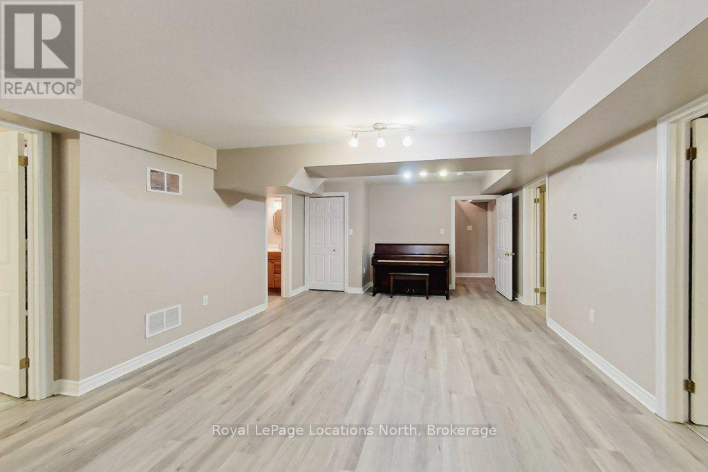 52 Thomas Drive, Collingwood, Ontario  L9Y 0A6 - Photo 34 - S13881380