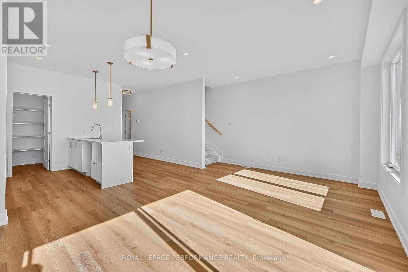 2396 Gray Crescent, Clarence-Rockland, Ontario  K4K 0H3 - Photo 8 - X13787884