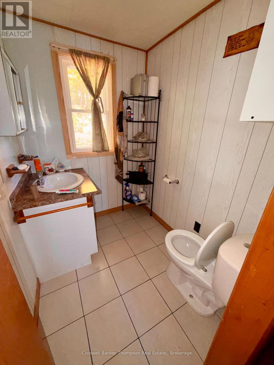 2758 Smith Bay Road N, Parry Sound Remote Area, Ontario  P0G 1A0 - Photo 23 - X13881426