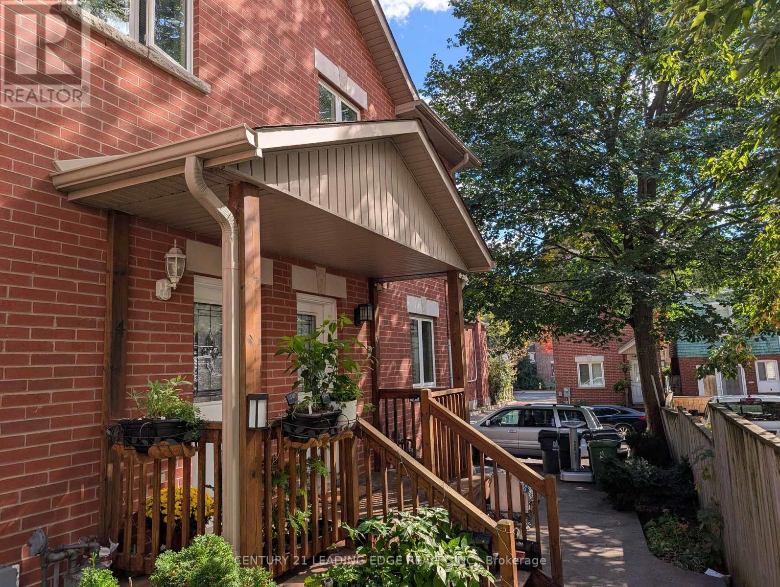 3 - 736 Kingston Road, Toronto, Ontario  M4E 1R7 - Photo 2 - E13881350