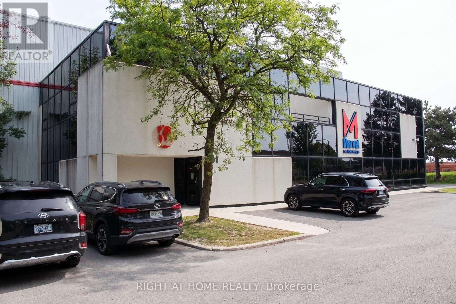 61 Maybrook Drive, Toronto, Ontario  M1V 4B6 - Photo 3 - E13881354