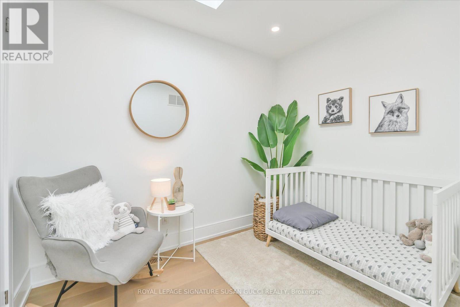 7a Everett Crescent, Toronto, Ontario  M4C 4P3 - Photo 25 - E13881424