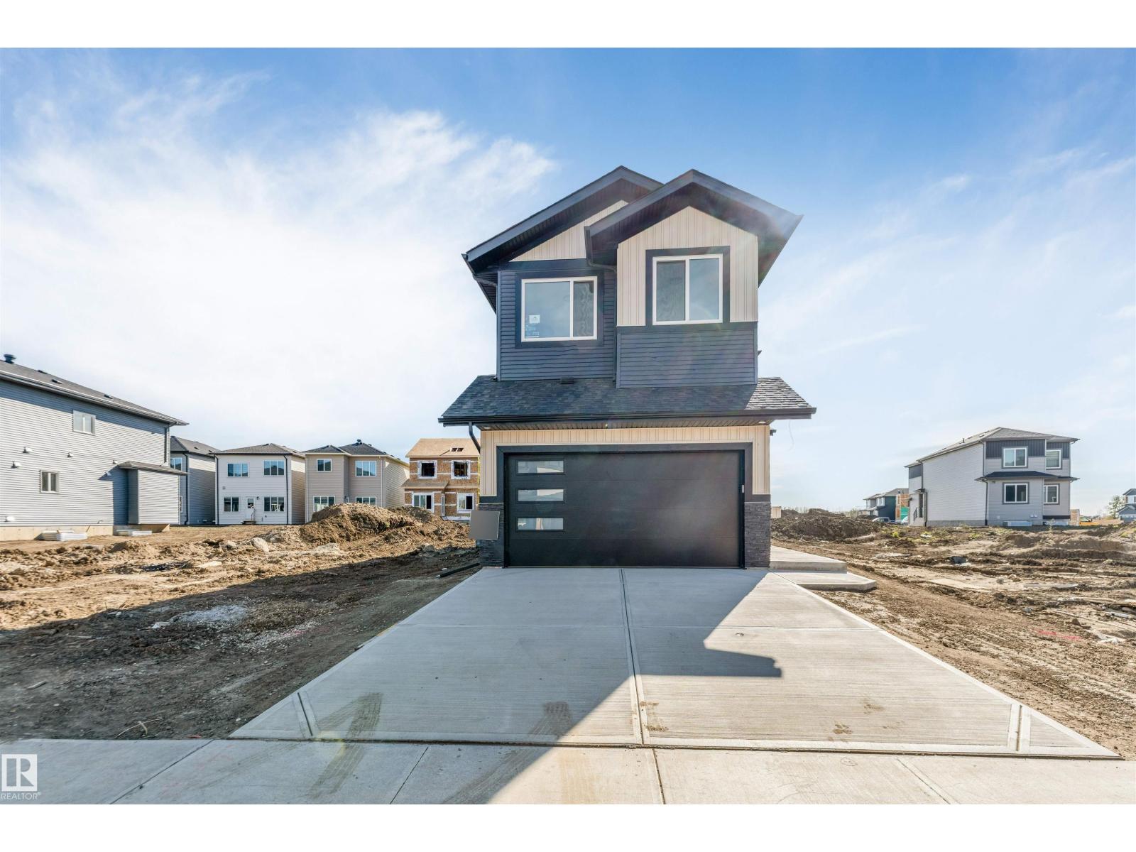 4707 17 AV SW SW