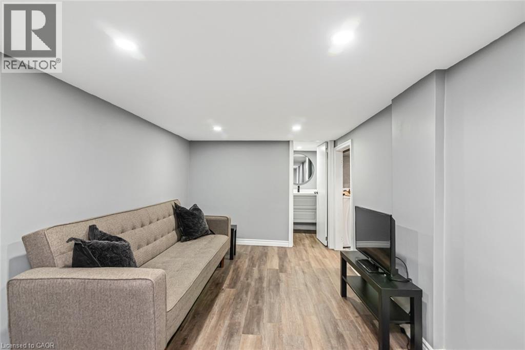 29 Wexford Avenue N, Hamilton, Ontario  L8H 4M2 - Photo 34 - 40869884