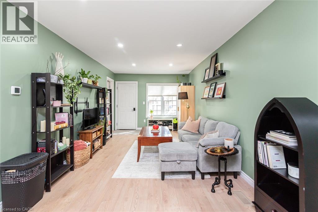 29 Wexford Avenue N, Hamilton, Ontario  L8H 4M2 - Photo 8 - 40869884