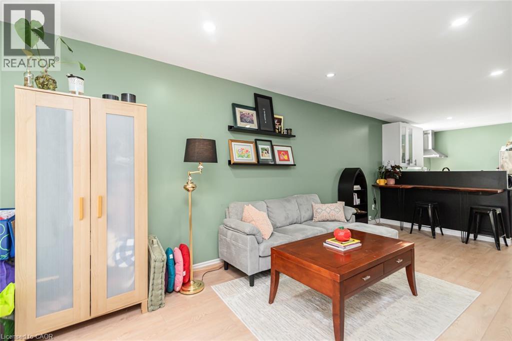 29 Wexford Avenue N, Hamilton, Ontario  L8H 4M2 - Photo 6 - 40869884