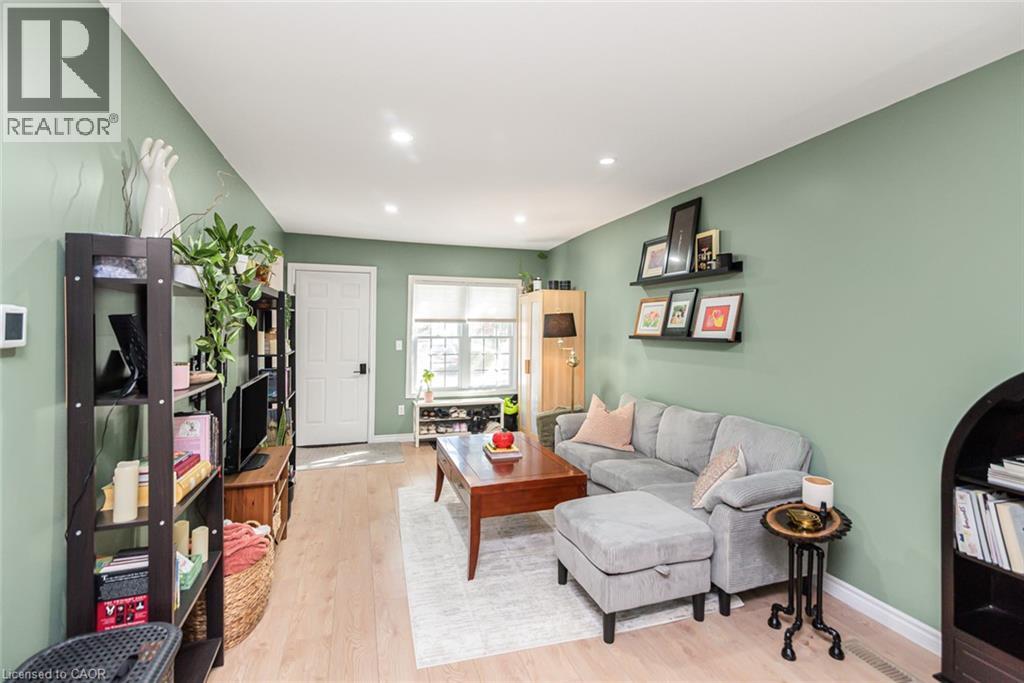 29 Wexford Avenue N, Hamilton, Ontario  L8H 4M2 - Photo 9 - 40869884