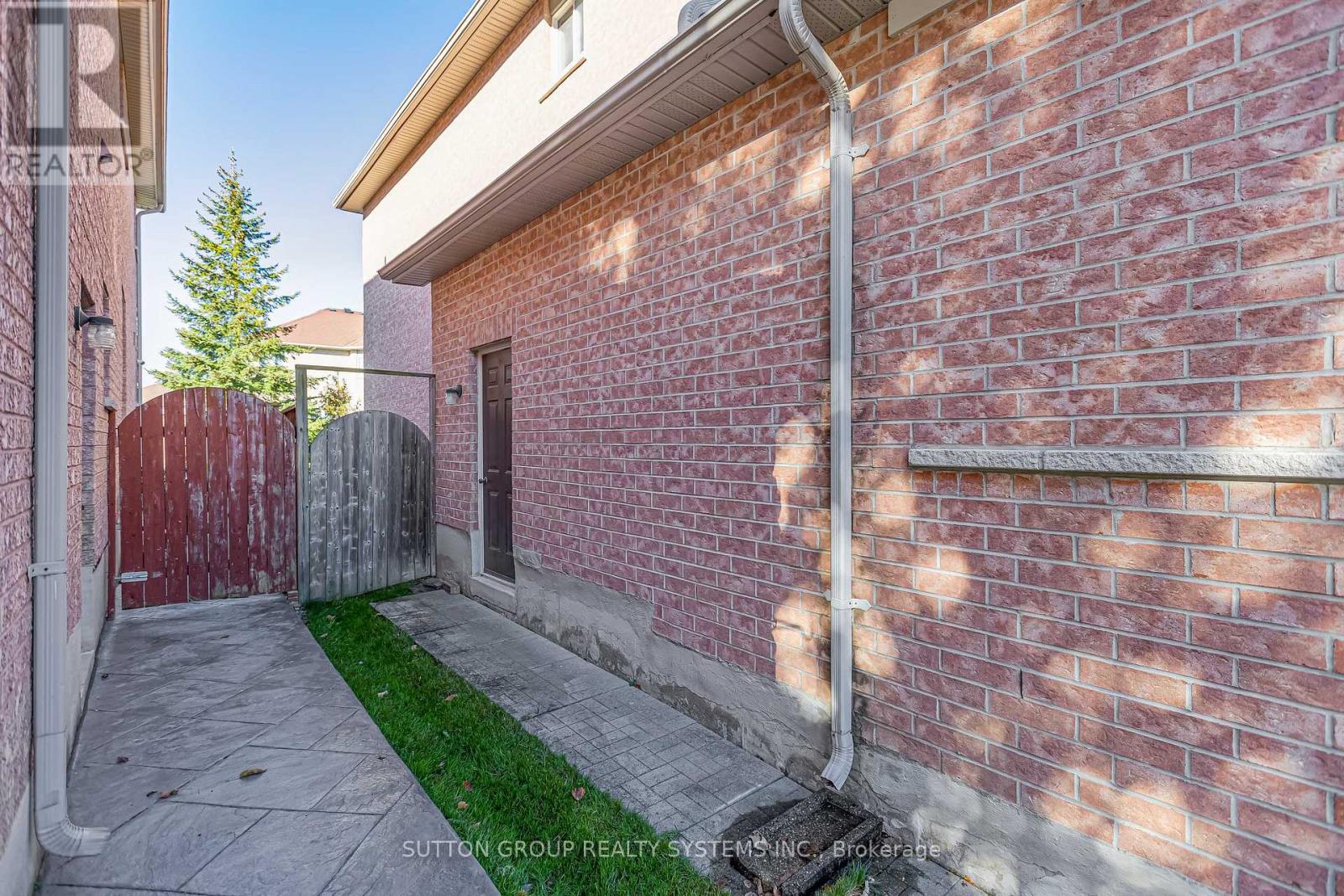 48 Landsdown Crescent, Markham, Ontario  L6E 1M6 - Photo 46 - N13881392