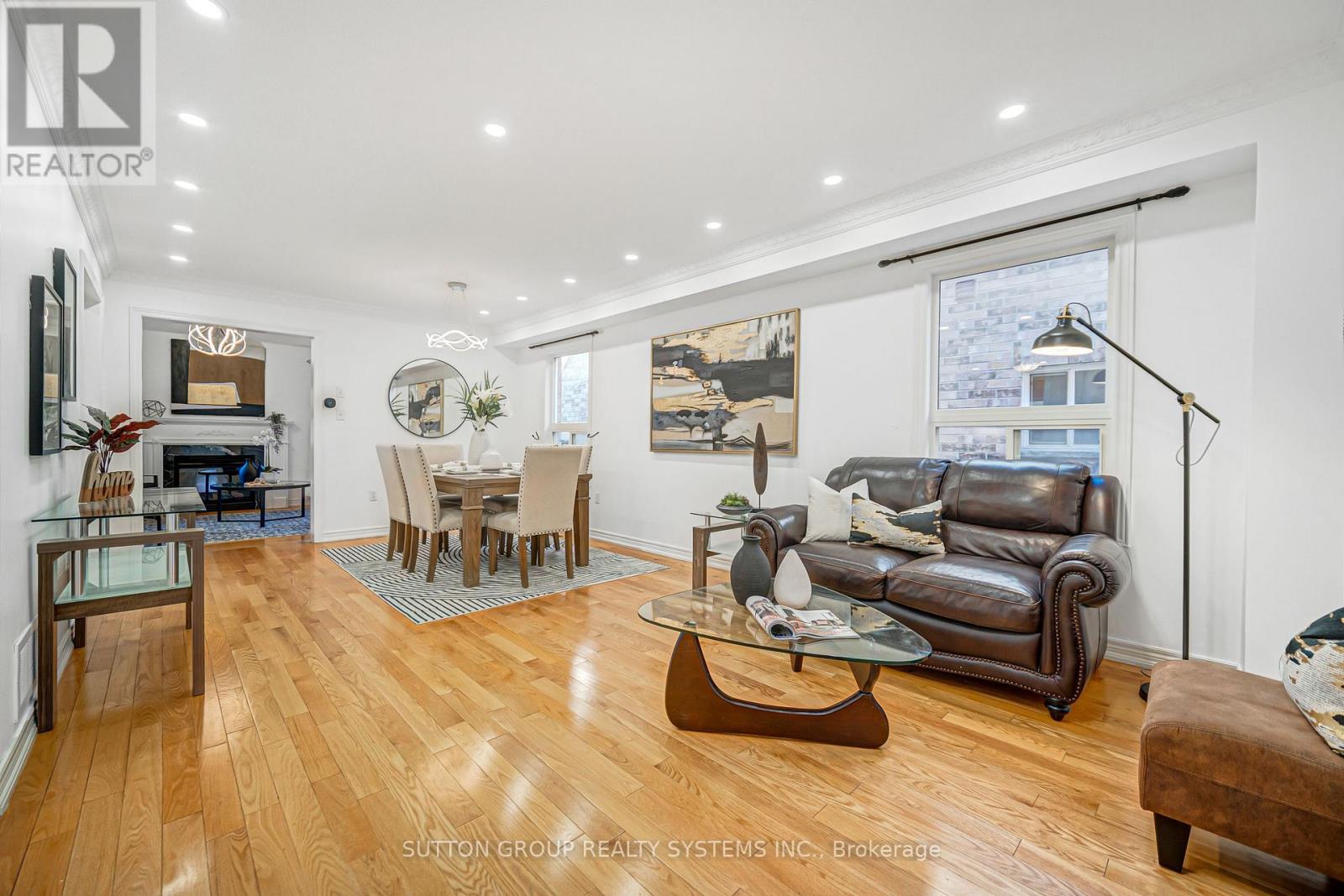 48 Landsdown Crescent, Markham, Ontario  L6E 1M6 - Photo 7 - N13881392