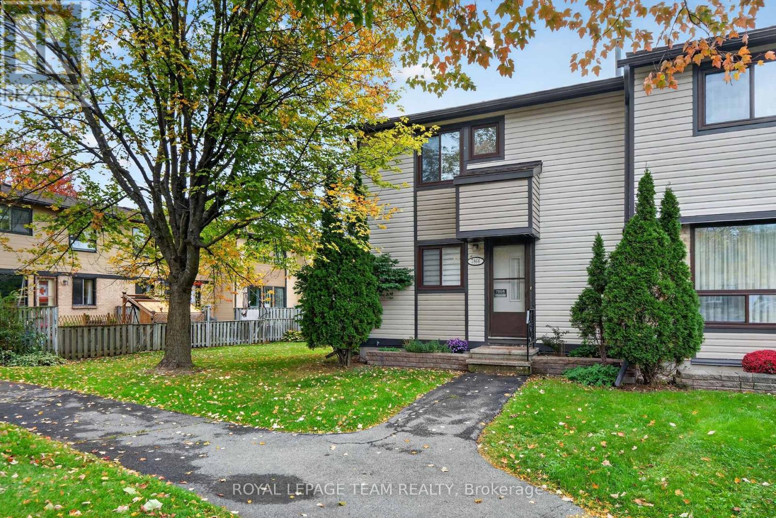 7866 Jeanne D'arc Boulevard, Ottawa, Ontario  K1C 2E9 - Photo 2 - X13881412