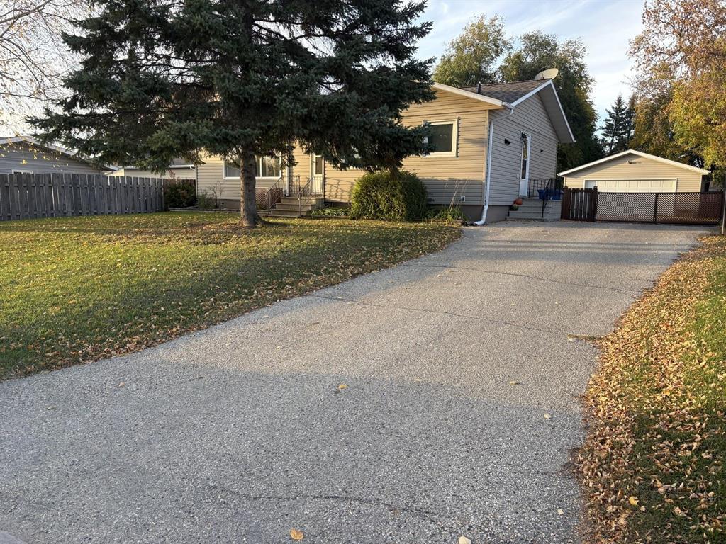 1 Parkway Drive, Swan River, Manitoba  R0L 1Z0 - Photo 3 - 202625341