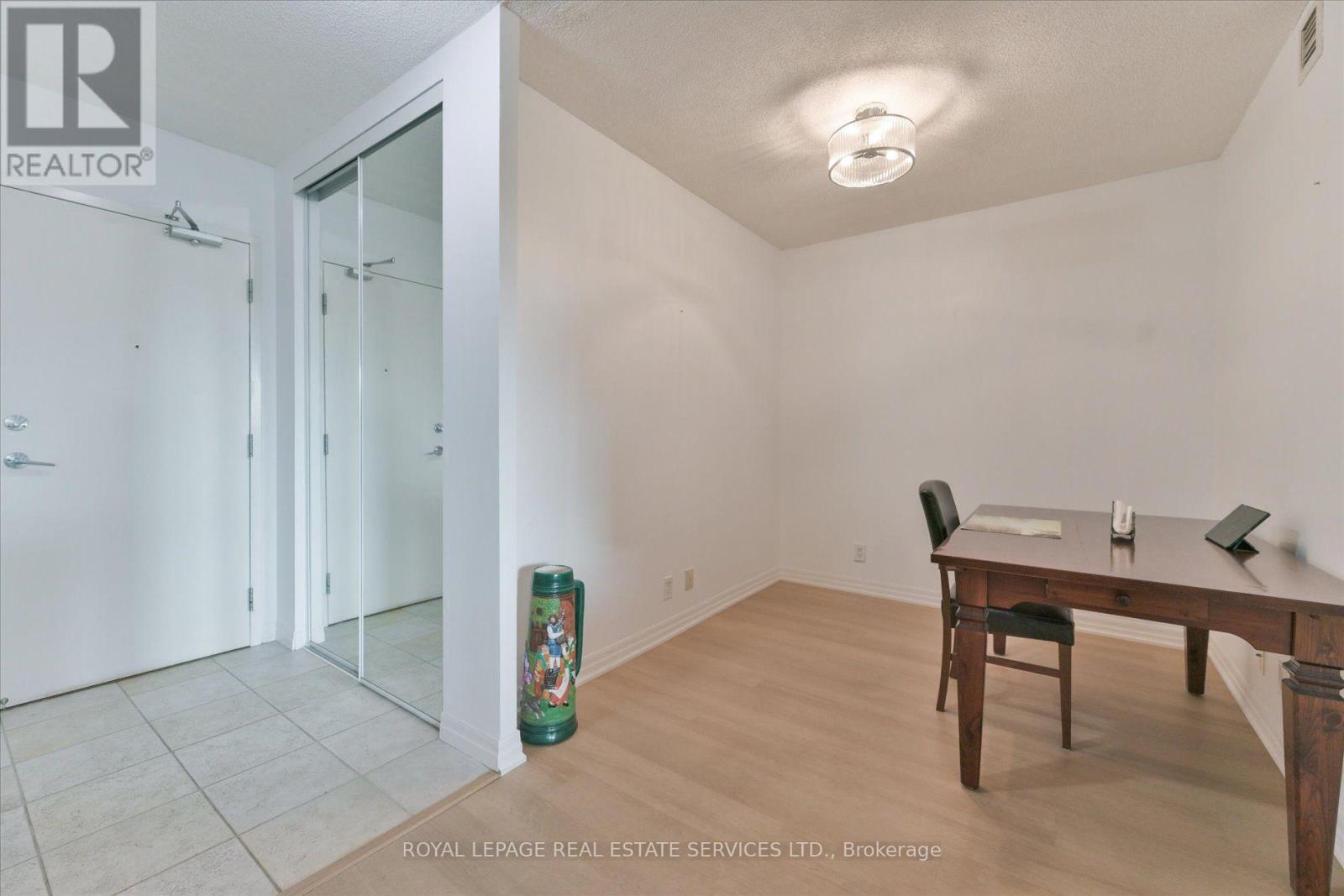 305 - 38 Fontenay Court, Toronto, Ontario  M9A 5H5 - Photo 14 - W13836996