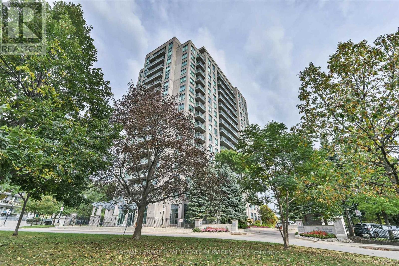 305 - 38 Fontenay Court, Toronto, Ontario  M9A 5H5 - Photo 2 - W13836996