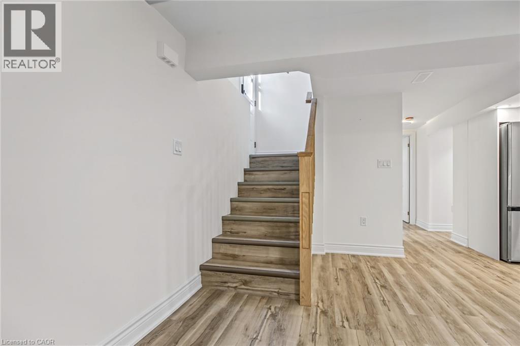 156 East 36th Street Unit# Lower, Hamilton, Ontario  L8V 3Z4 - Photo 8 - 40870190