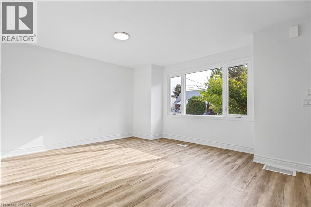 156 East 36th Street Unit# Upper, Hamilton, Ontario  L8V 3Z4 - Photo 9 - 40870166