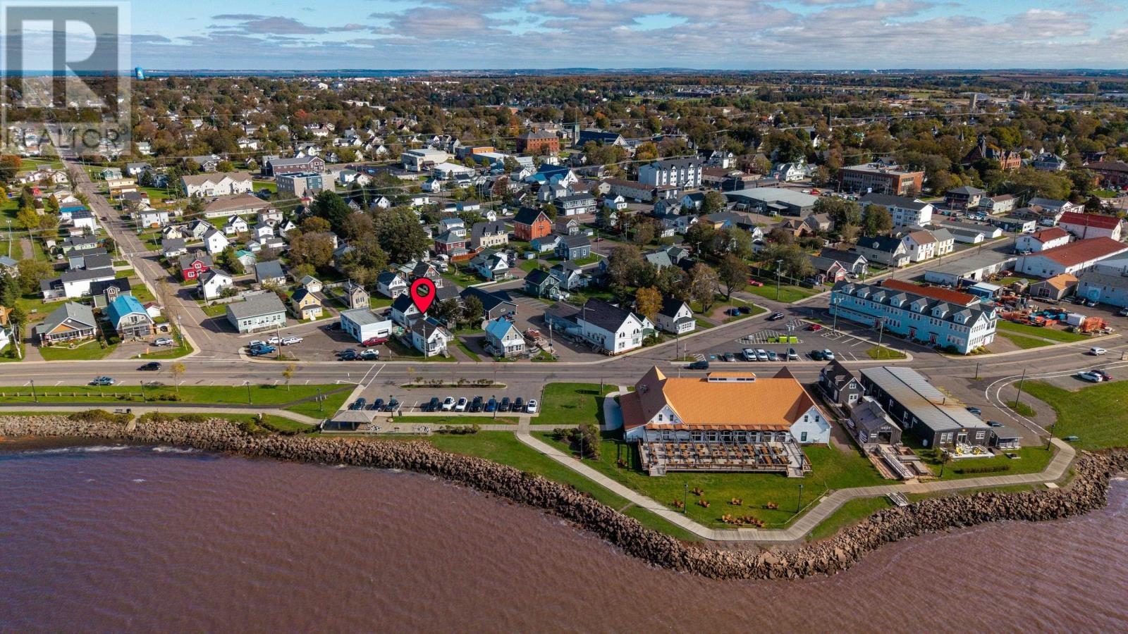 393 Water Street, Summerside, Prince Edward Island  C1E 1X6 - Photo 3 - 202625589