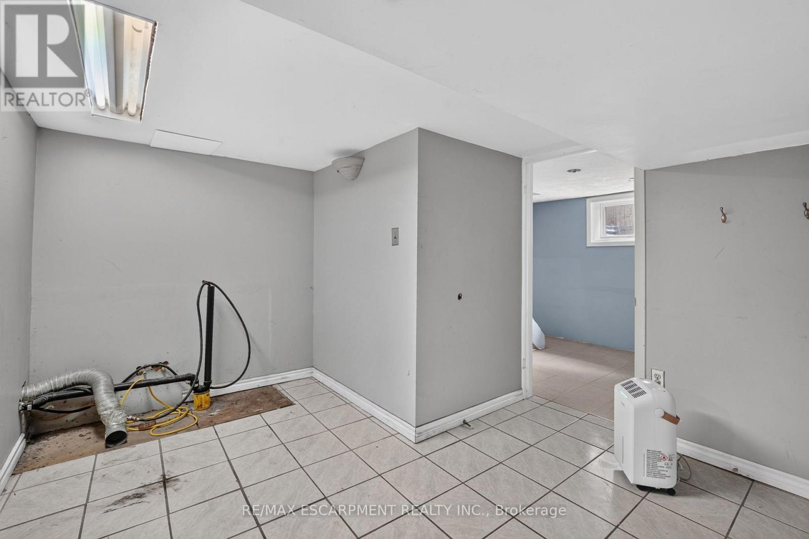 320 Mud Street, Grimsby, Ontario  L0R 1M0 - Photo 32 - X13881416