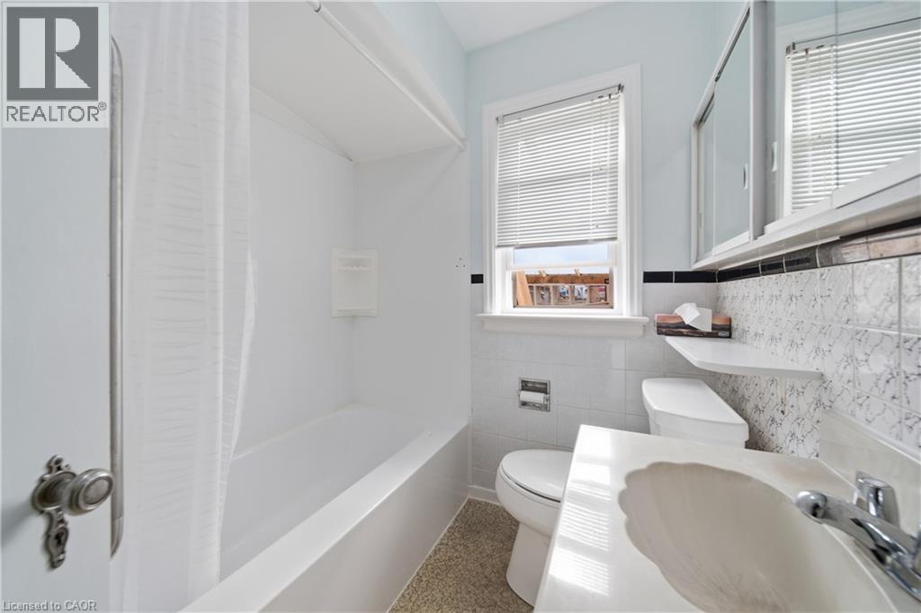 147 Glen Road, Kitchener, Ontario  N2M 3G3 - Photo 15 - 40866871
