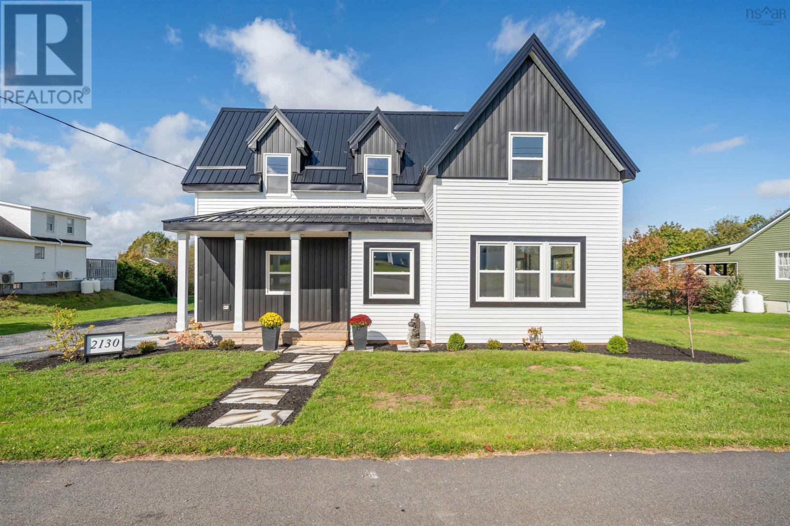 2130 South Main Street, Westville, Nova Scotia  B0K 2A0 - Photo 1 - 202625588