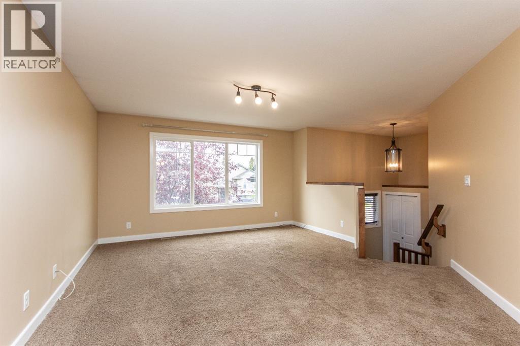 79 Trimble Close, Red Deer, Alberta  T4P 0N5 - Photo 2 - A2351204