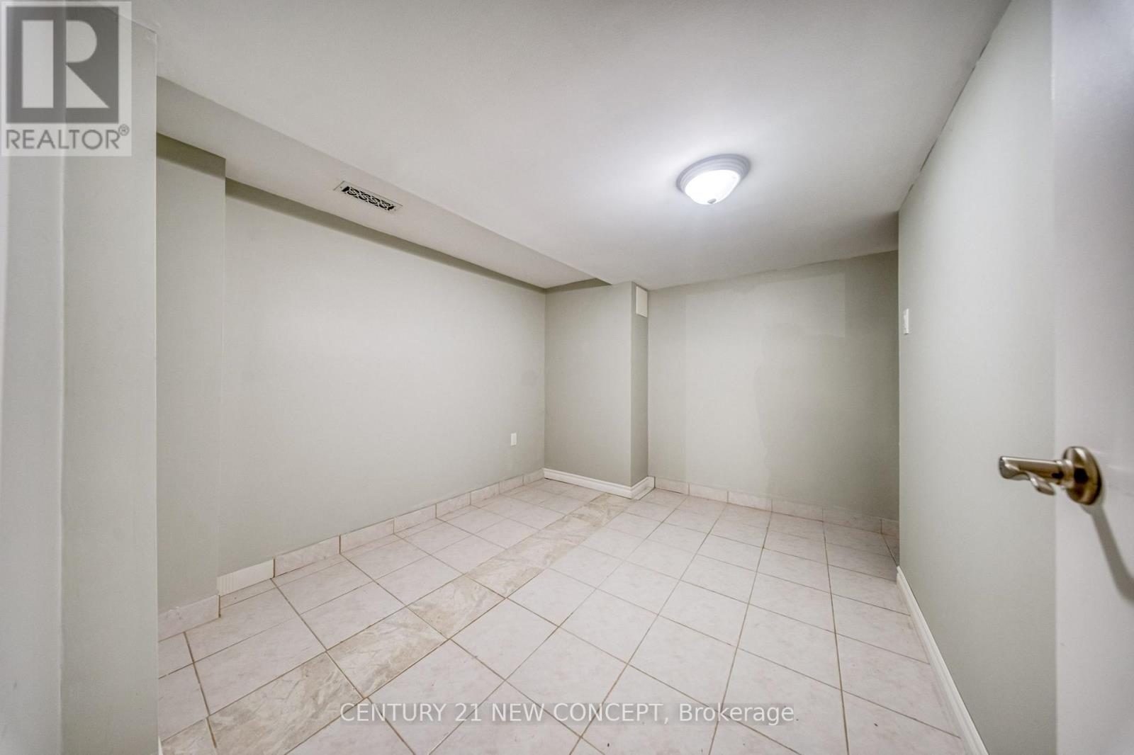 528 Belview Avenue, Vaughan, Ontario  L4L 7R6 - Photo 43 - N13880958