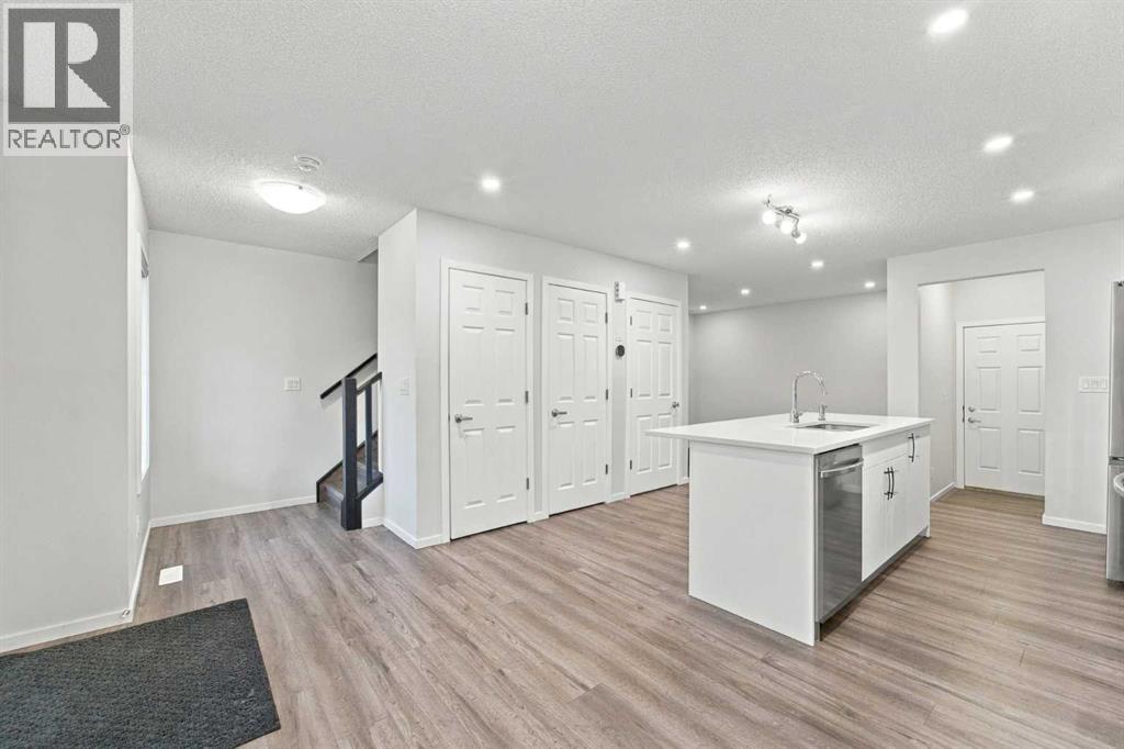 5006 Windsong Boulevard SW, Airdrie, Alberta  T4B 5L2 - Photo 7 - A2351500