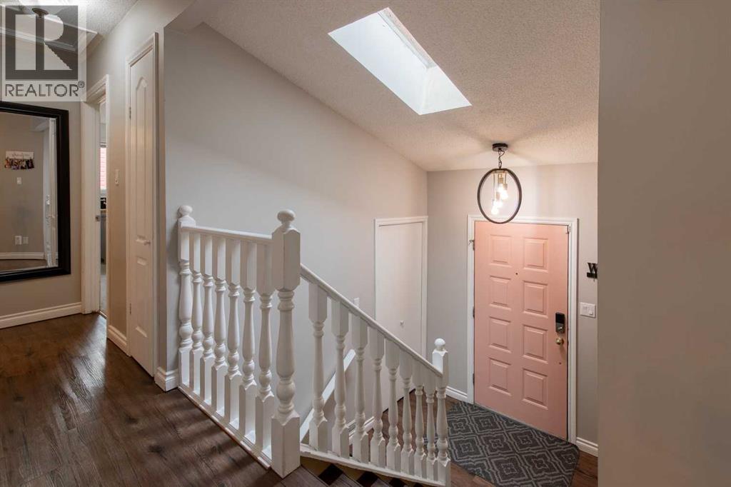 49 Iroquois Crescent W, Lethbridge, Alberta  T1K 5J3 - Photo 11 - A2338031