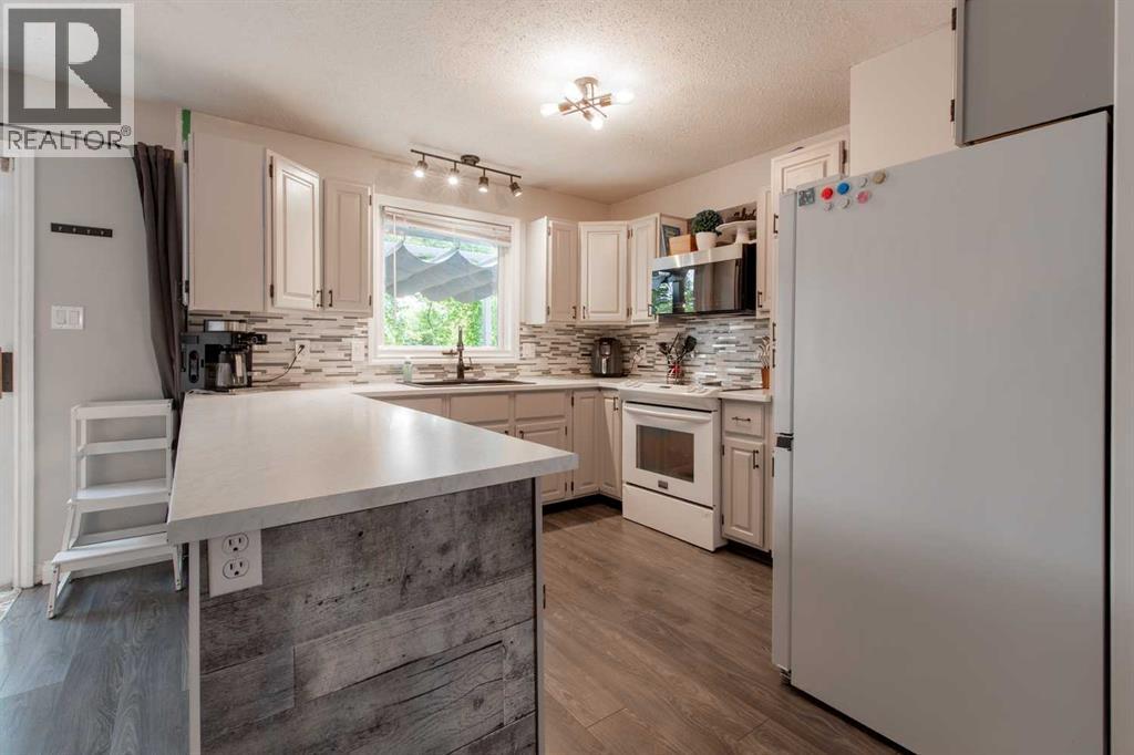 49 Iroquois Crescent W, Lethbridge, Alberta  T1K 5J3 - Photo 14 - A2338031
