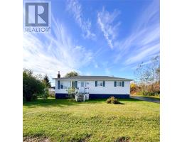 <div class="price">$279,000</div> 50 Caledonia Road<br>Botwood, Newfoundland & Labrador<br><div class='bed_bath'>3 Bed | 2 Bath</div>
