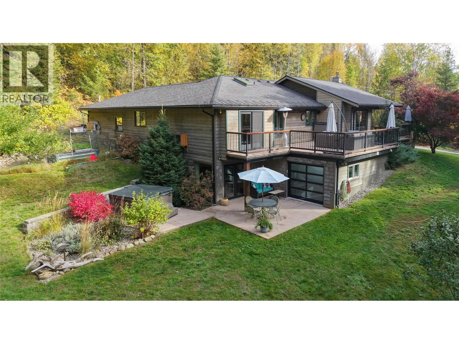 3795 Aaron Road, Bonnington, British Columbia  V0G 2G3 - Photo 2 - 10403107