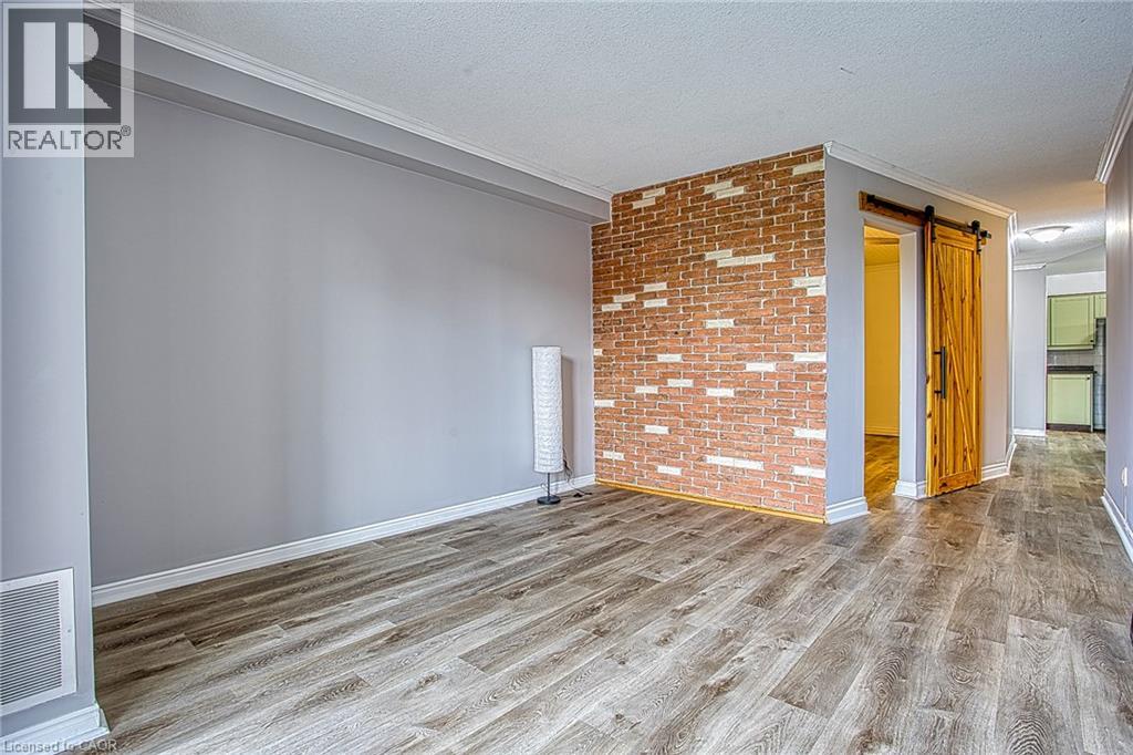 17 King Street E Unit# 502, Dundas, Ontario  L9H 1B7 - Photo 19 - 40867539