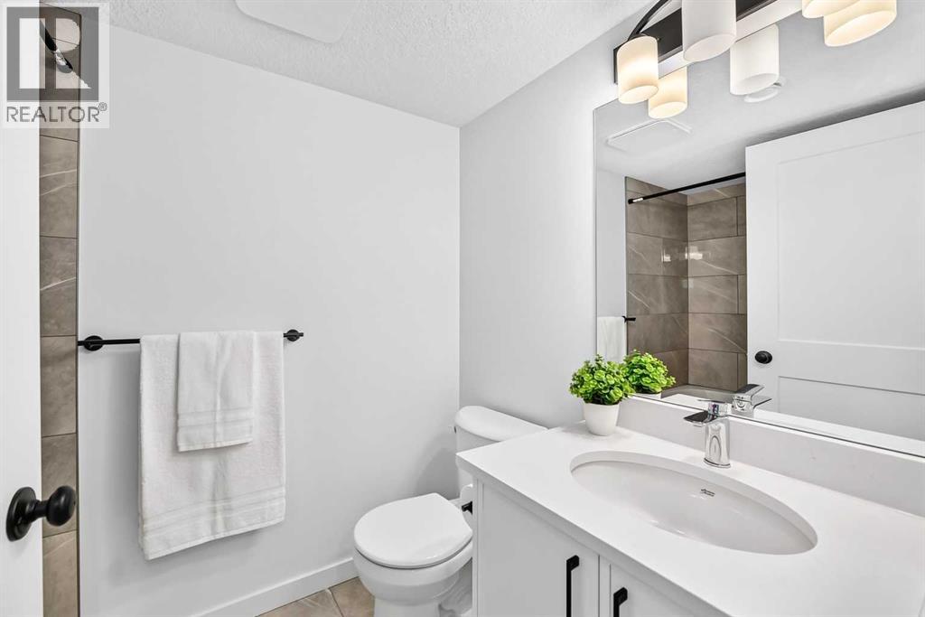 85 Heirloom Way SE, Calgary, Alberta  T3S 0H3 - Photo 32 - A2351429