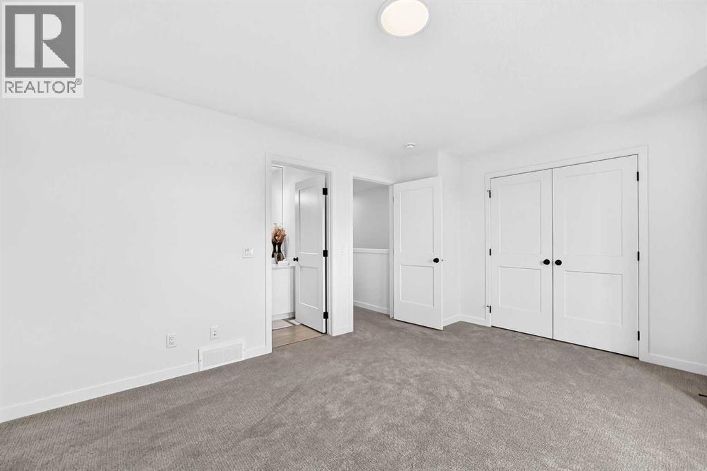85 Heirloom Way SE, Calgary, Alberta  T3S 0H3 - Photo 17 - A2351429
