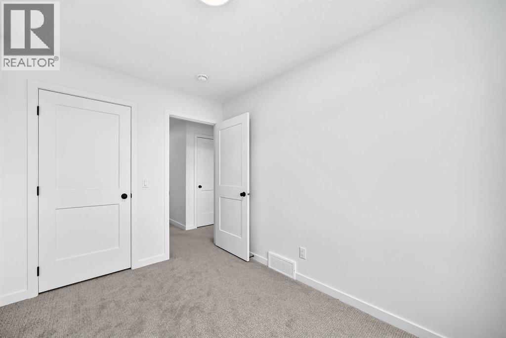 85 Heirloom Way SE, Calgary, Alberta  T3S 0H3 - Photo 21 - A2351429