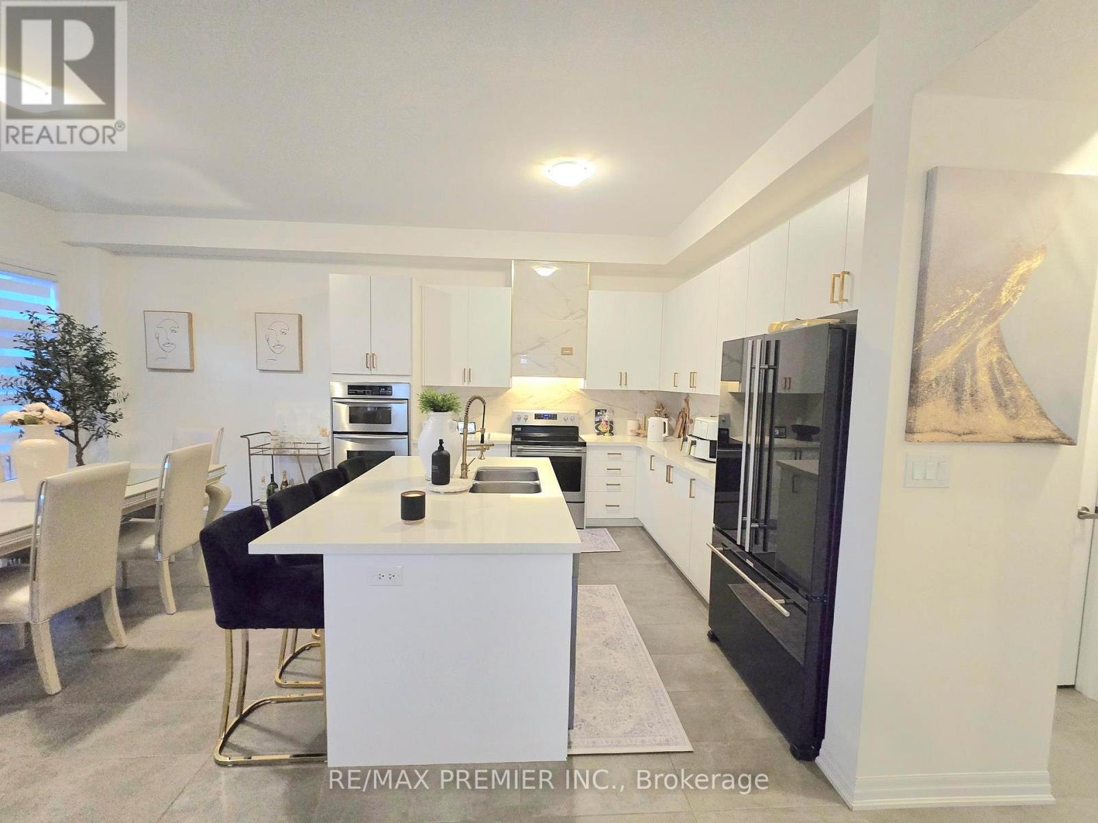 106 Ed Ewert Avenue, Clarington, Ontario  L1B 0W7 - Photo 11 - E13864664