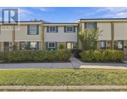 87 - 2779 GANANOQUE DRIVE, Mississauga, Ontario