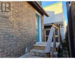 MAIN - 11 COLBORNE STREET W, Oshawa, Ontario