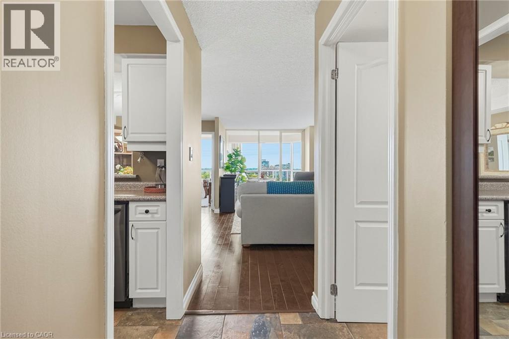 1276 Maple Crossing Boulevard Unit# 1406, Burlington, Ontario  L7S 2J9 - Photo 6 - 40870257