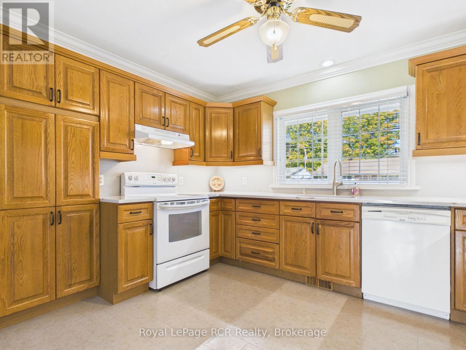 525 6th Street W, Owen Sound, Ontario  N4K 3L2 - Photo 8 - X13881482