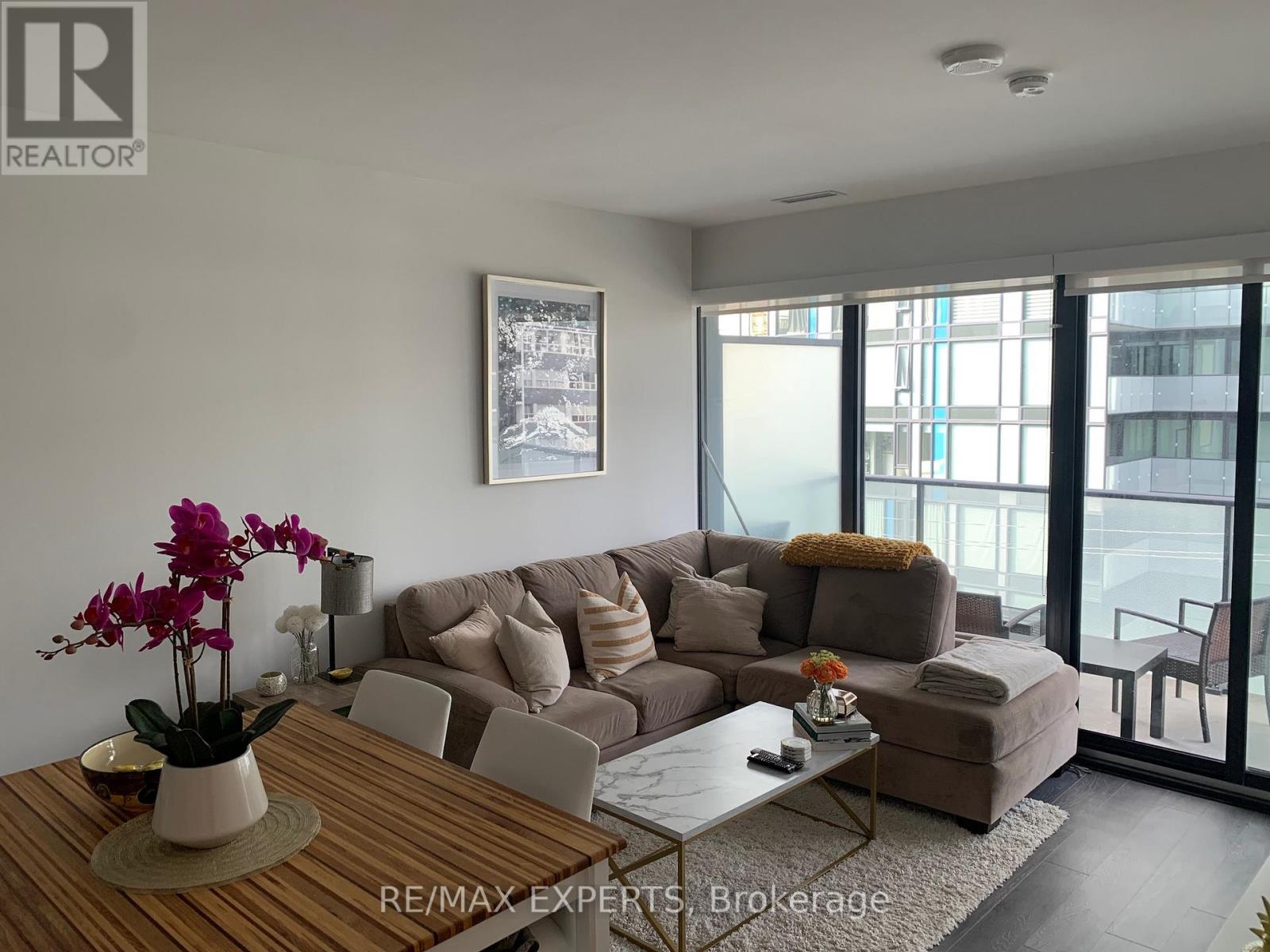501 - 185 Roehampton Avenue, Toronto, Ontario  M4P 0C8 - Photo 4 - C13881672